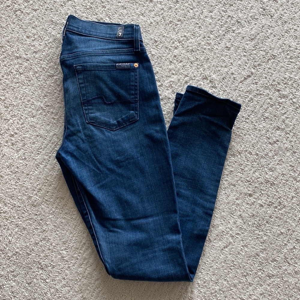 🥰7 for All Mankind Gwenvere amid rise. Size 28